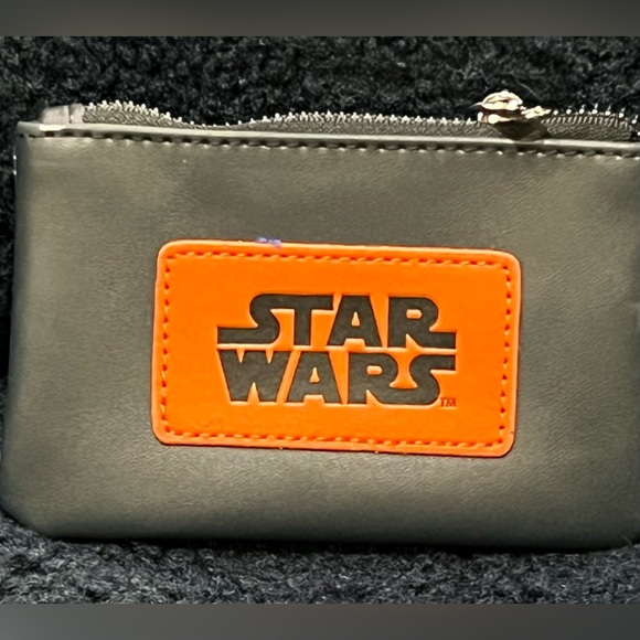 NWT Buckle-Down Star Wars Ahsoka Tano icon black purse - Picture 6 of 8